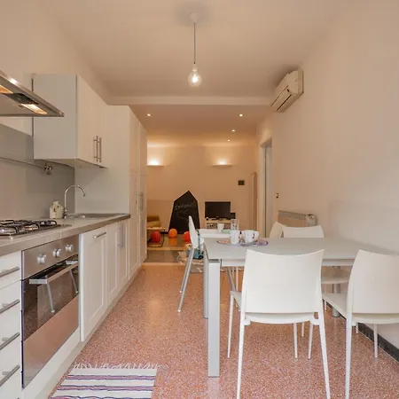 Babyaccommodation Family Pietra Ligure