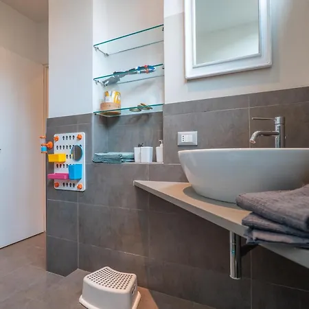Babyaccommodation Family Apartman Pietra Ligure